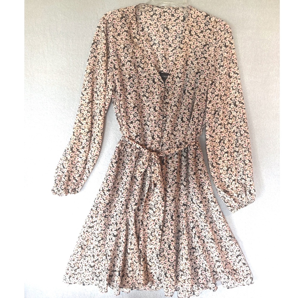 White House Black Market Floral Dress‎ Belted Cream Small Garden Wedding Guest